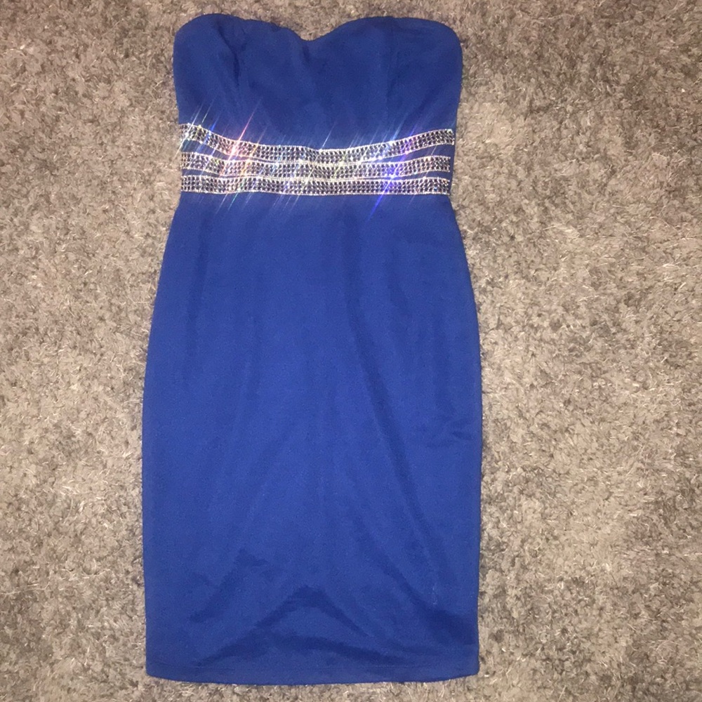 Brand new blue loving dress.